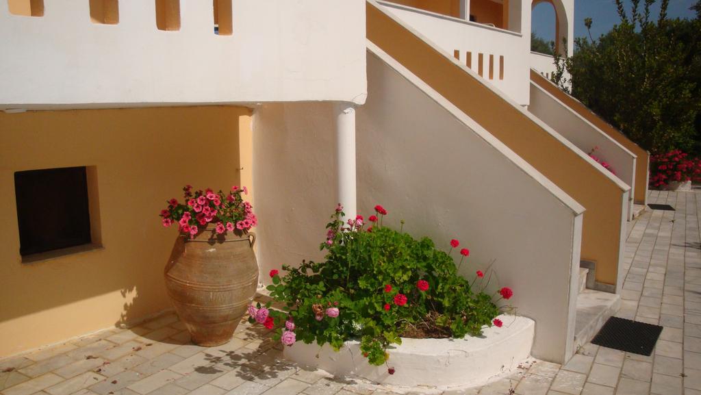 Calamon Apartments Episkopi-Chania Exterior foto
